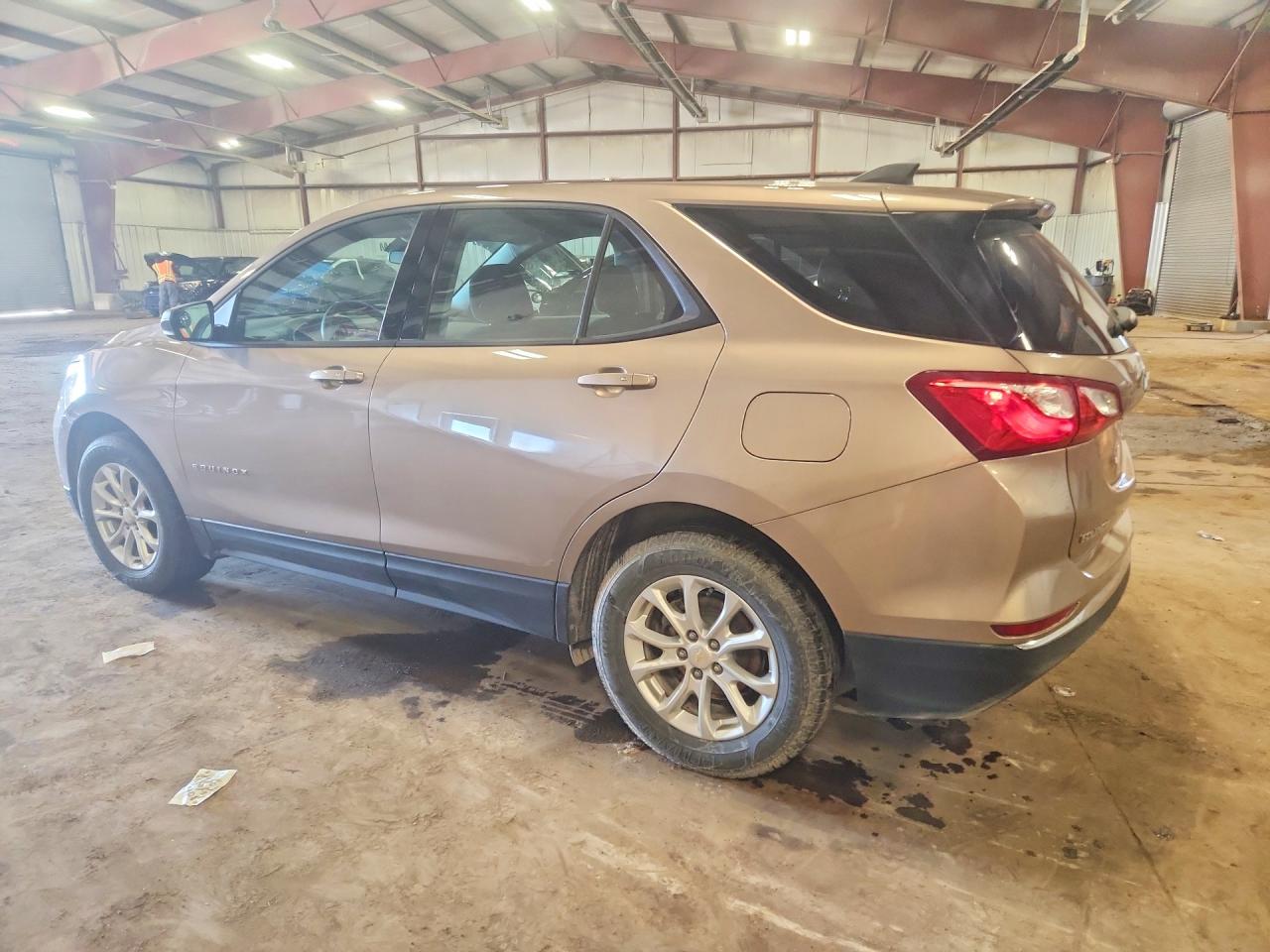 2018 CHEVROLET EQUINOX LS — снимка 2