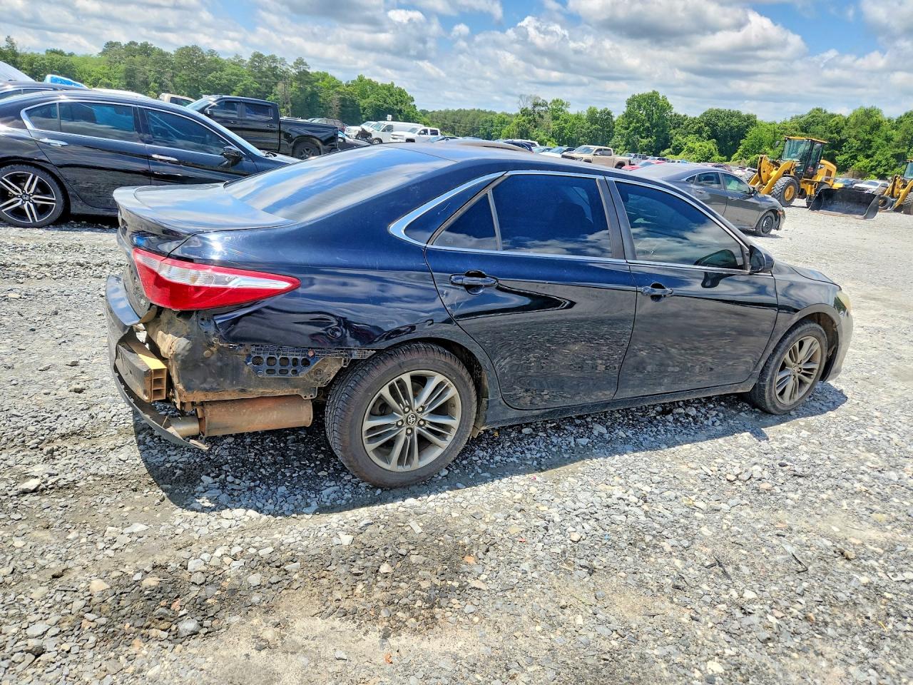 2017 TOYOTA CAMRY SE — снимка 3