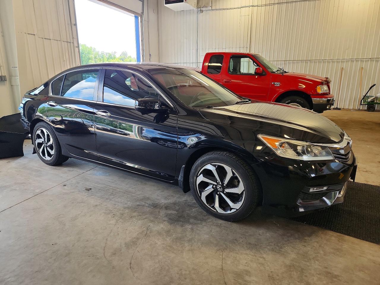2017 HONDA ACCORD EXL — снимка 4