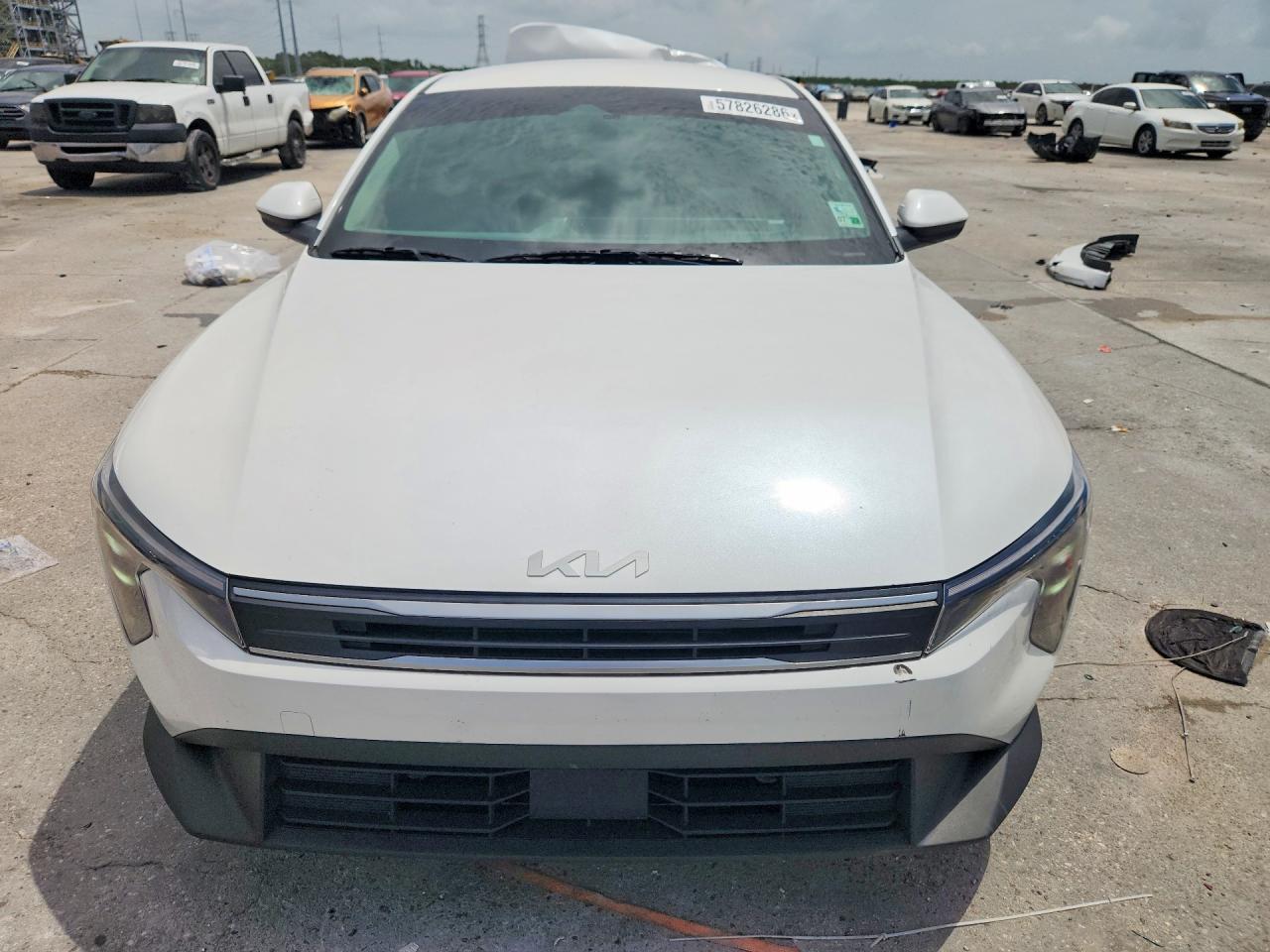 2025 KIA K4 LX — снимка 5