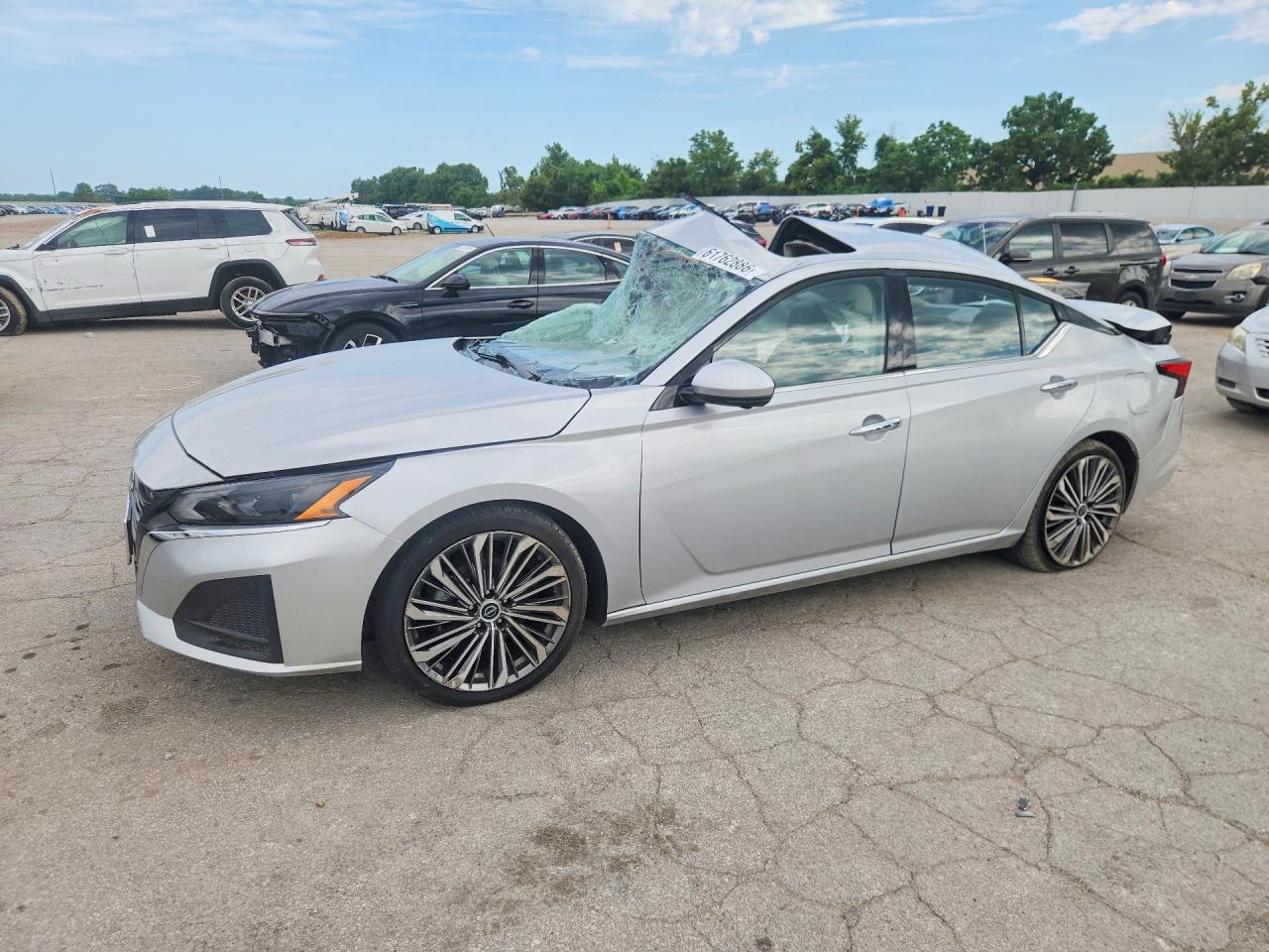 2023 NISSAN ALTIMA SL