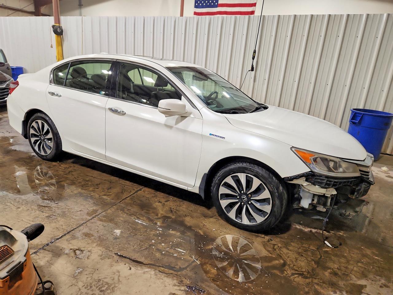 2017 HONDA ACCORD HYBRID EXL — снимка 4