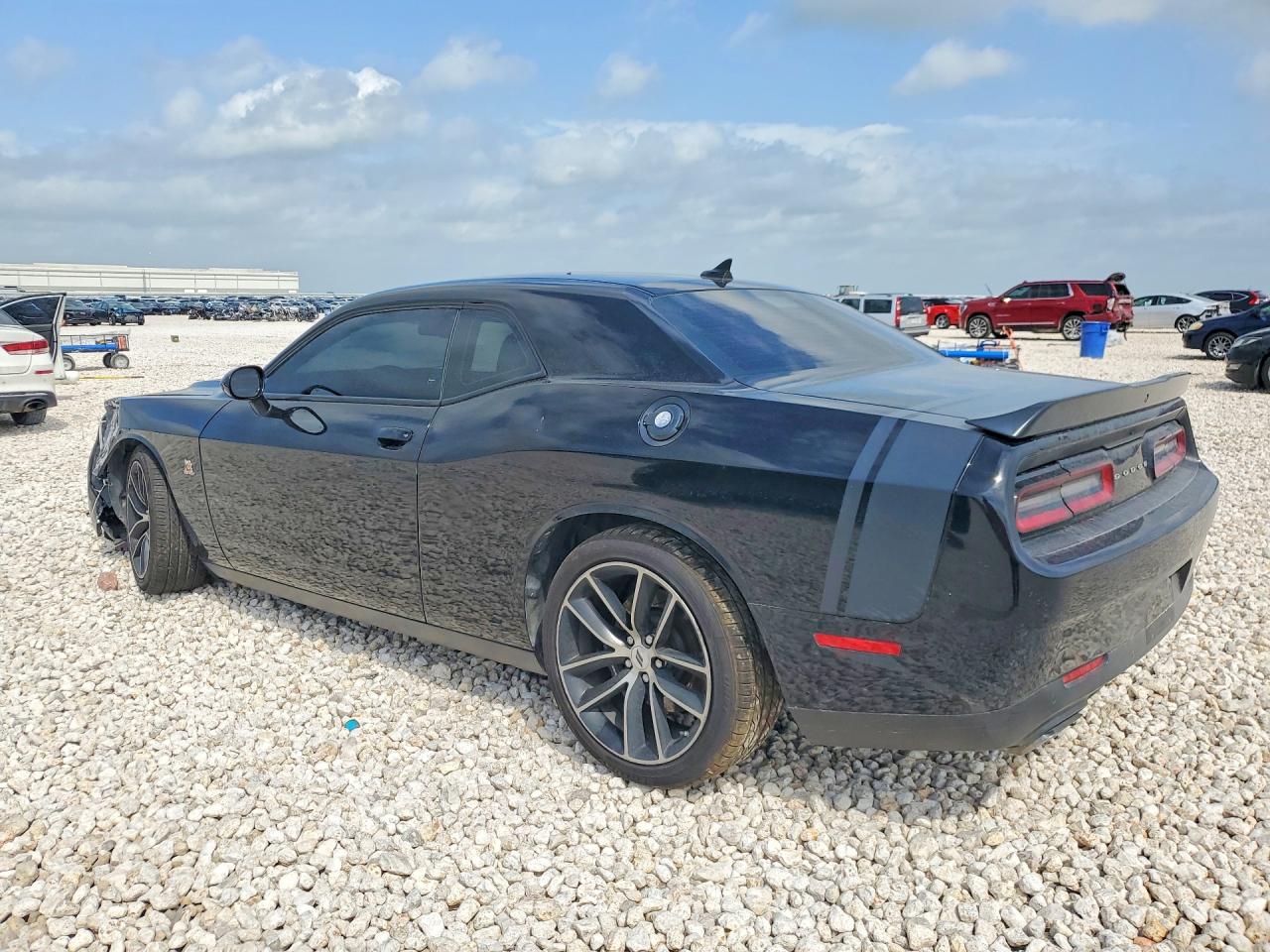 2018 DODGE CHALLENGER R — снимка 2
