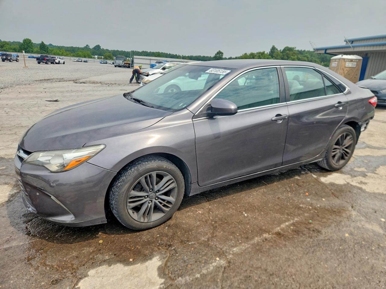 2015 TOYOTA CAMRY LE