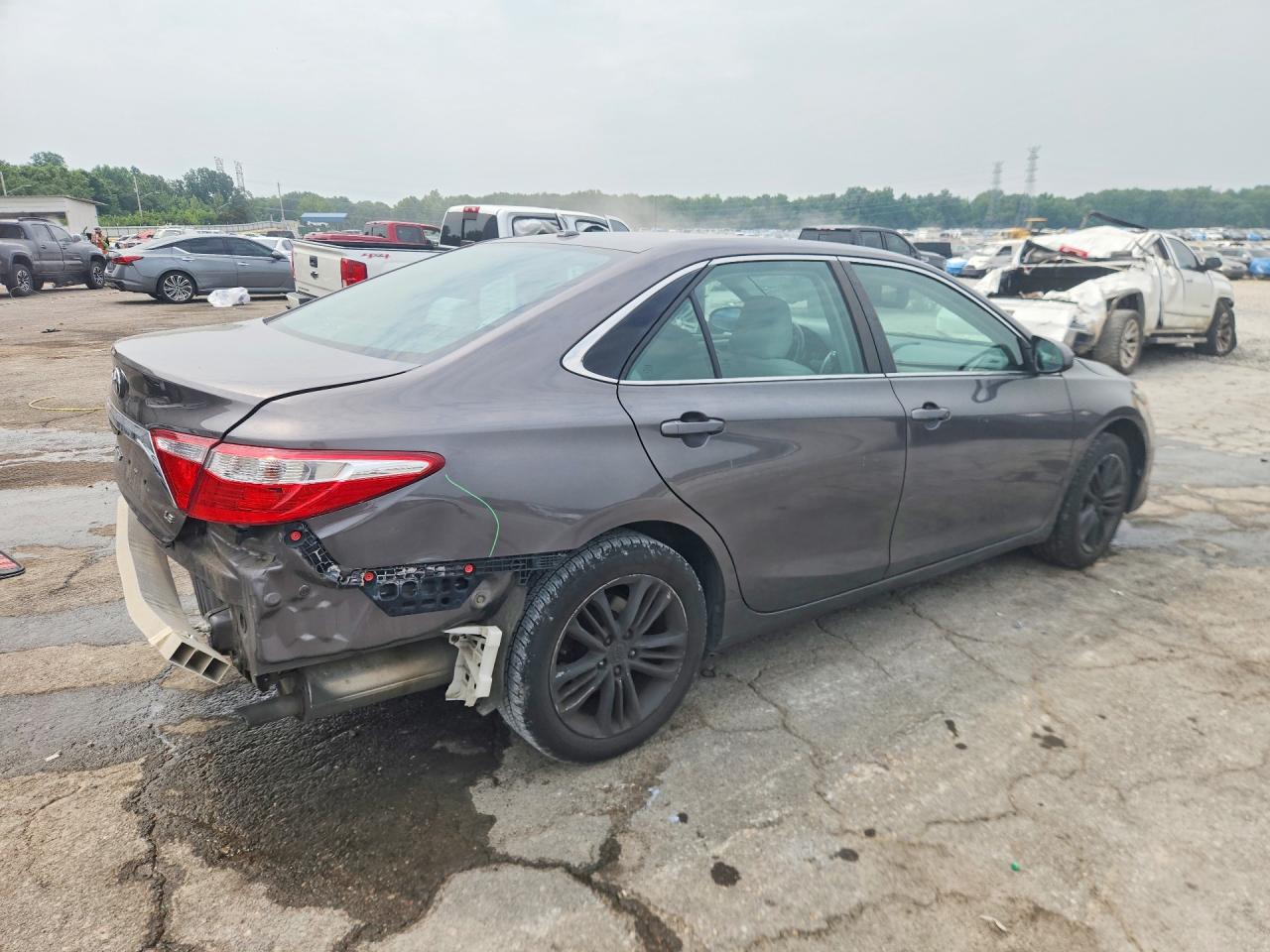 2015 TOYOTA CAMRY LE — снимка 3