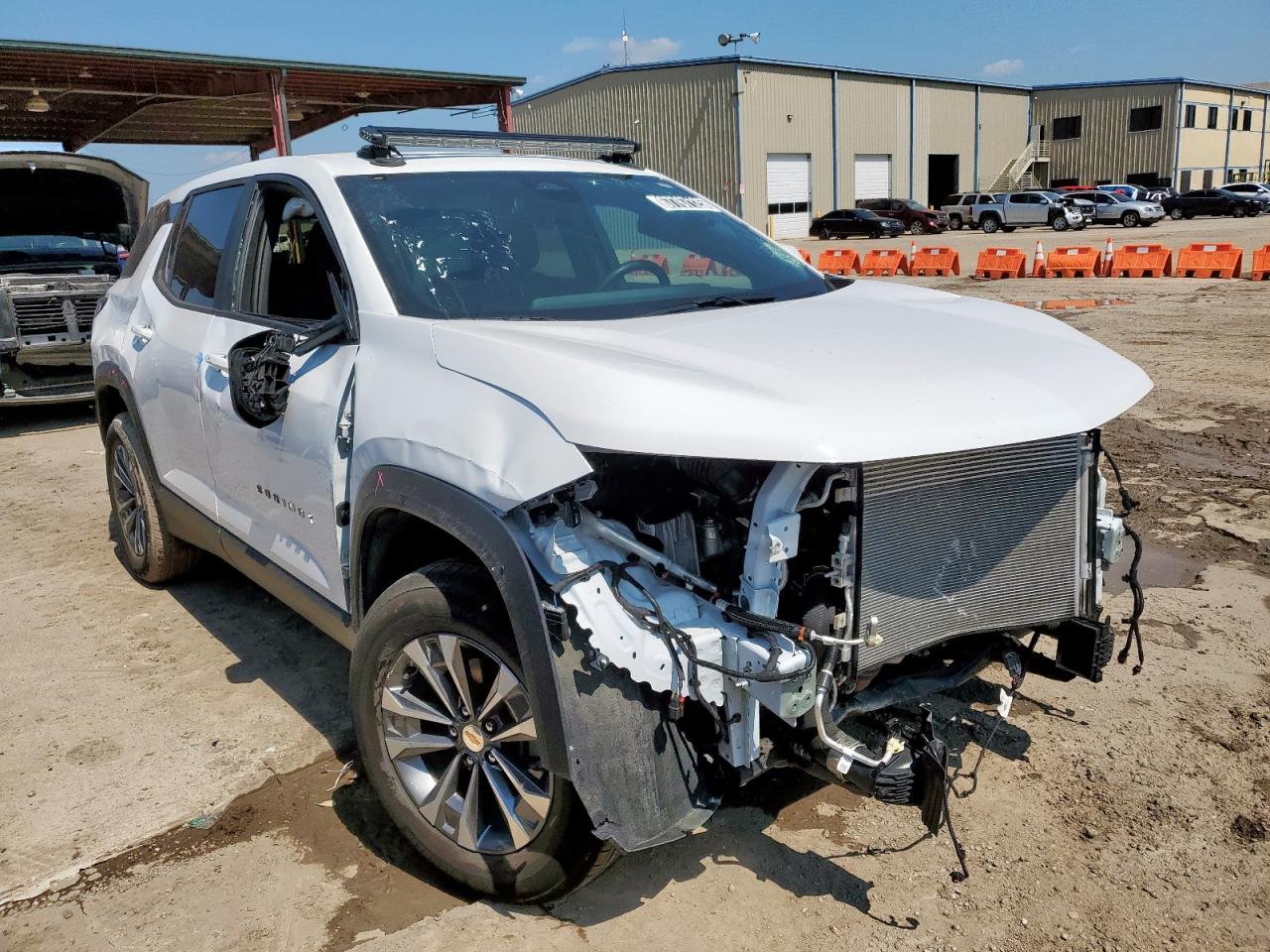 2025 CHEVROLET EQUINOX LT — снимка 4