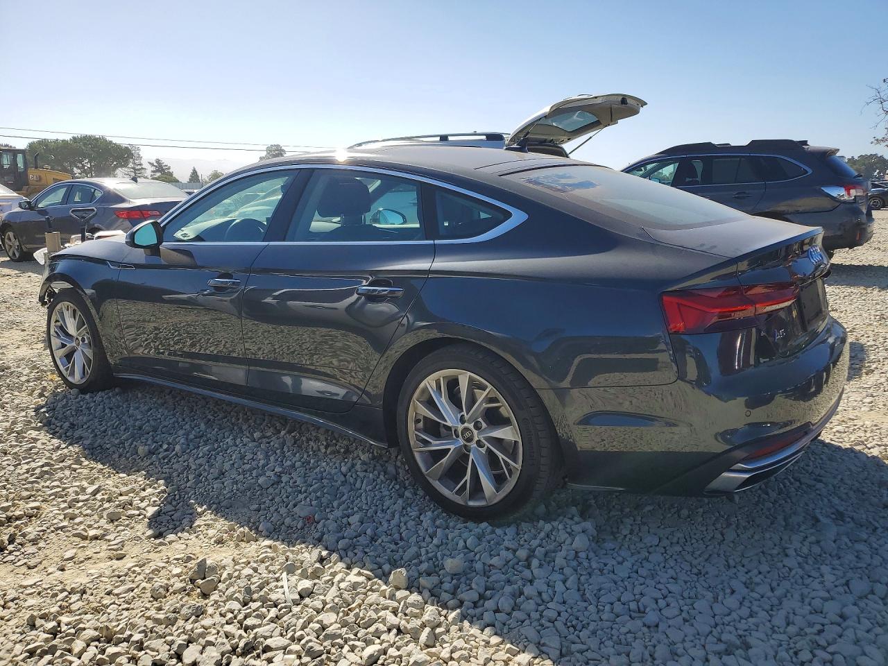 2023 AUDI A5 PREMIUM 40 — снимка 2