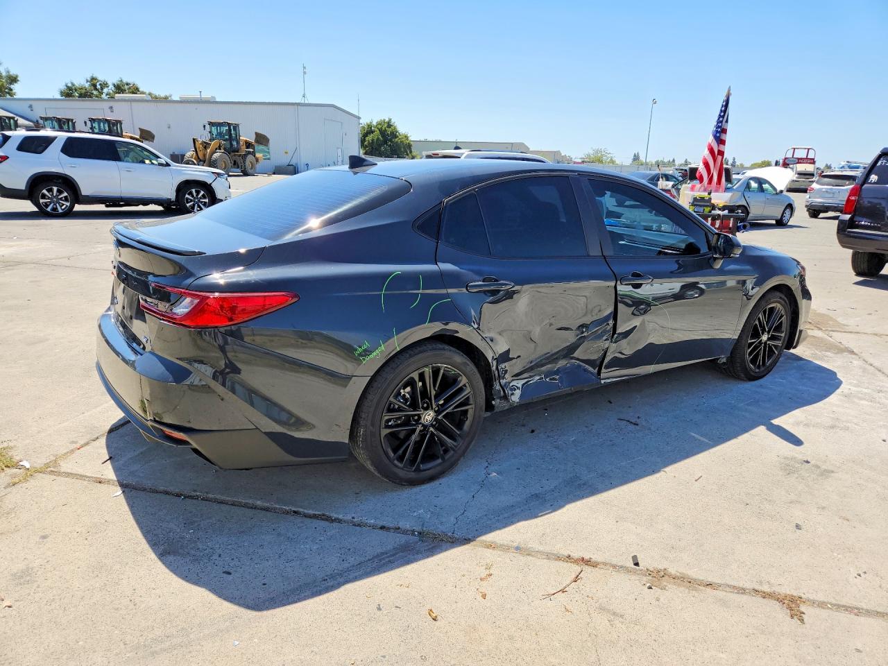 2026 TOYOTA CAMRY SE — снимка 3