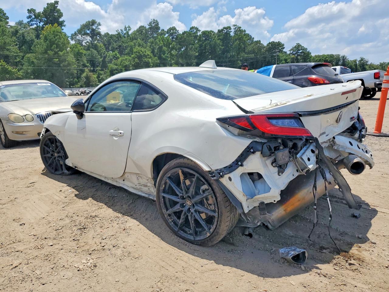 2024 TOYOTA GR 86 PREMIUM — снимка 2