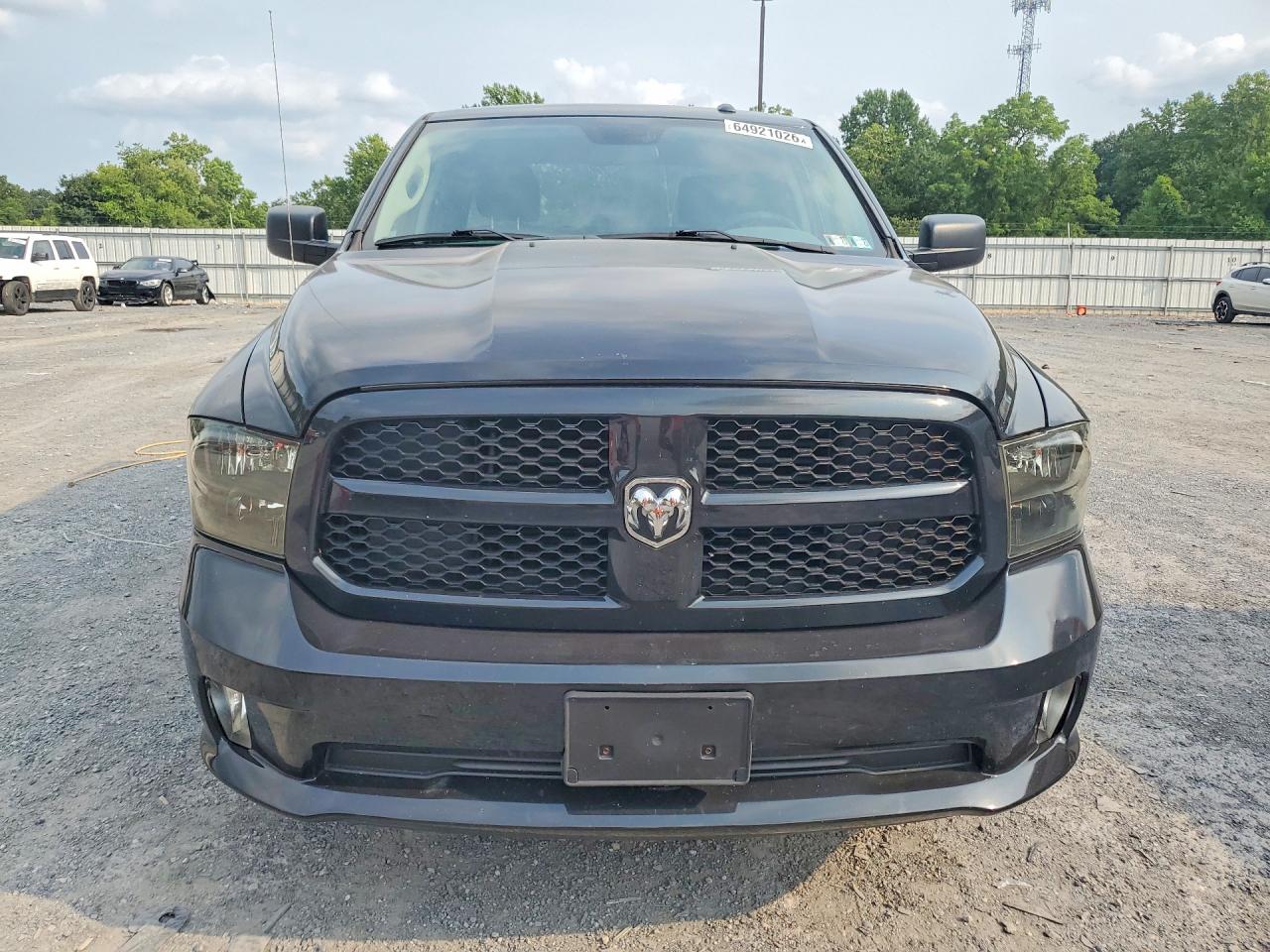 2017 RAM 1500 ST — снимка 5