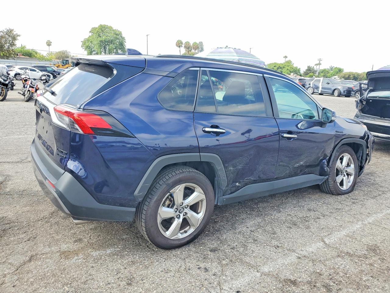 2019 TOYOTA RAV4 LIMITED — снимка 3