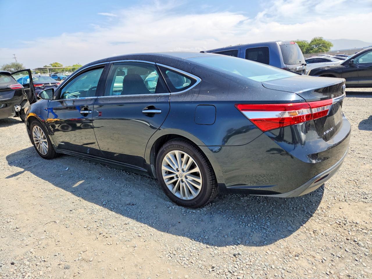 2015 TOYOTA AVALON HYBRID XLE TOURING — снимка 2