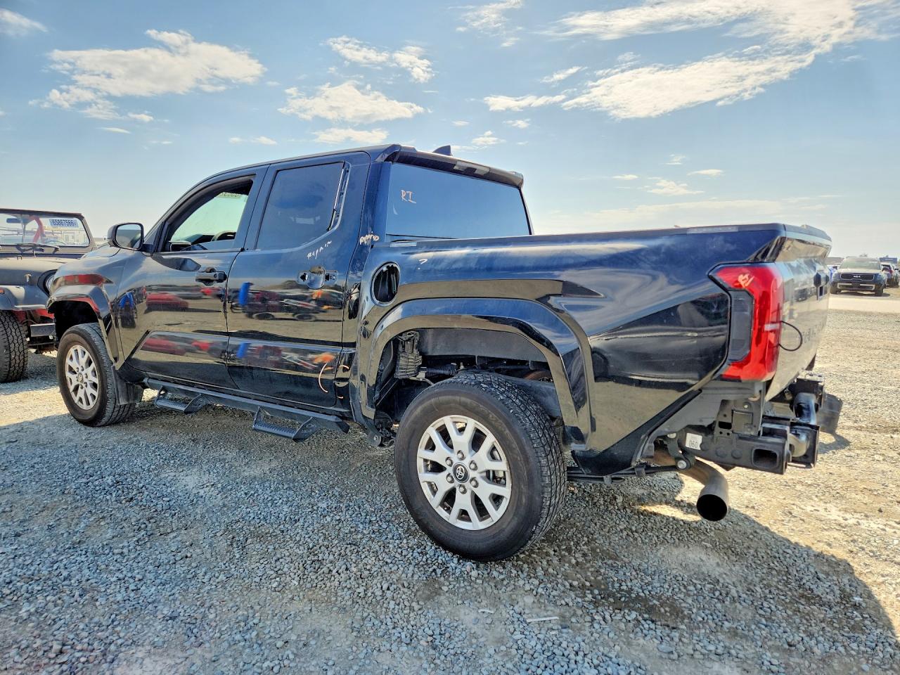 2024 TOYOTA TACOMA SR — снимка 2