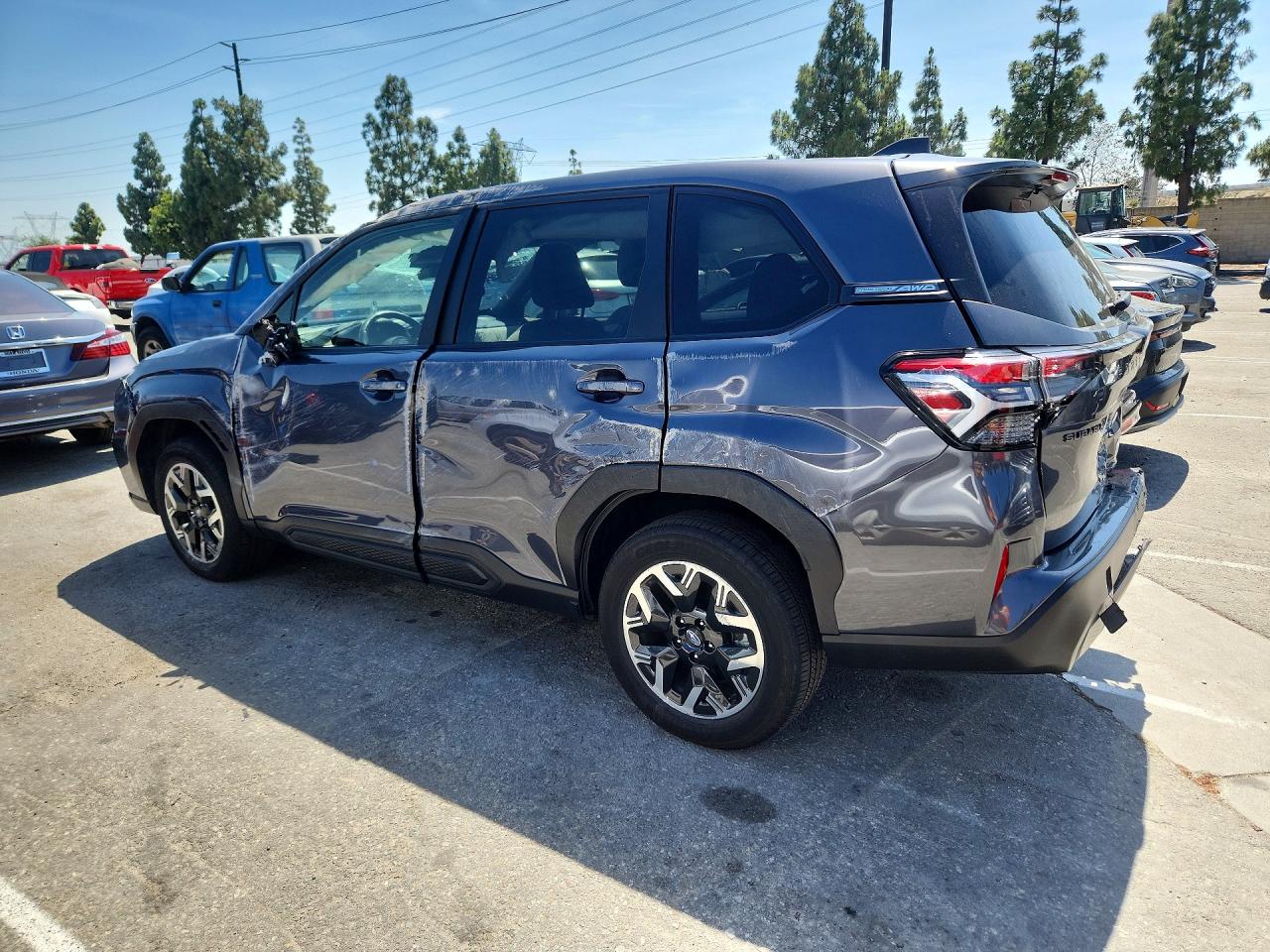 2025 SUBARU FORESTER PREMIUM — снимка 2