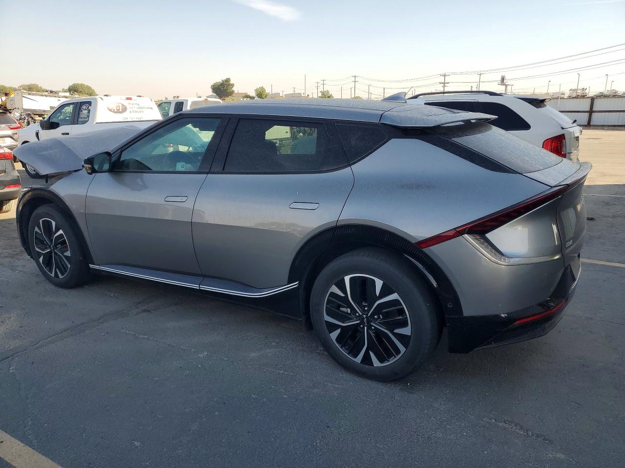 2024 KIA EV6 WIND — снимка 2
