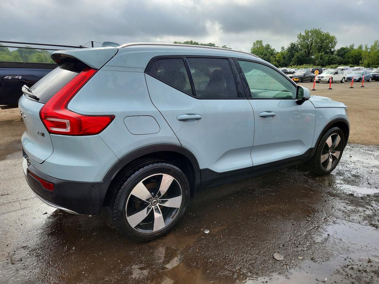 2019 VOLVO XC40 T5 MOMENTUM — снимка 3