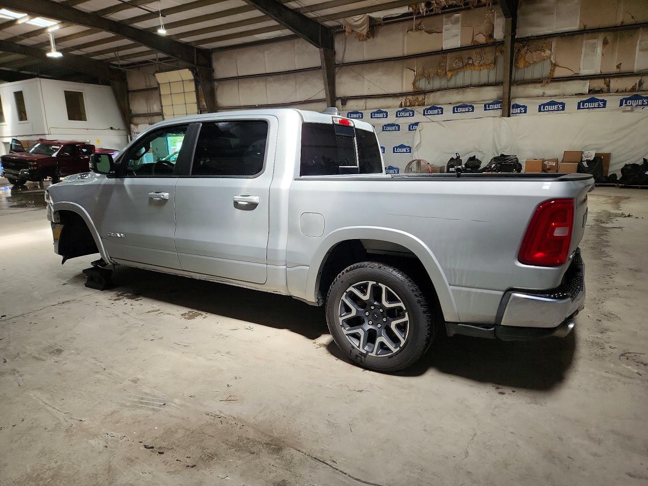 2026 RAM 1500 LARAMIE — снимка 2