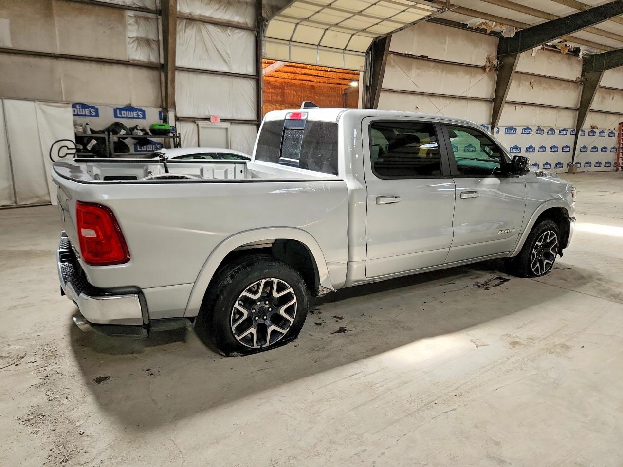 2026 RAM 1500 LARAMIE — снимка 3