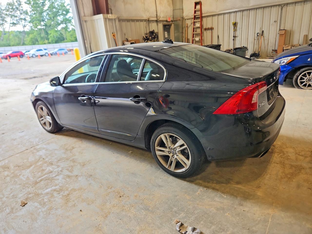 2015 VOLVO S60 PREMIER+ — снимка 2