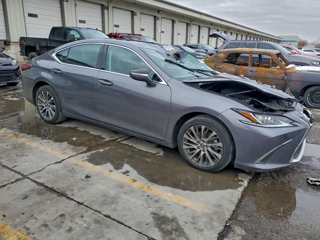 2021 LEXUS ES 250 — снимка 4