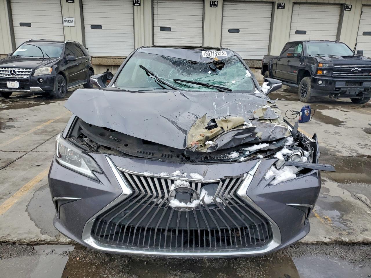 2021 LEXUS ES 250 — снимка 5