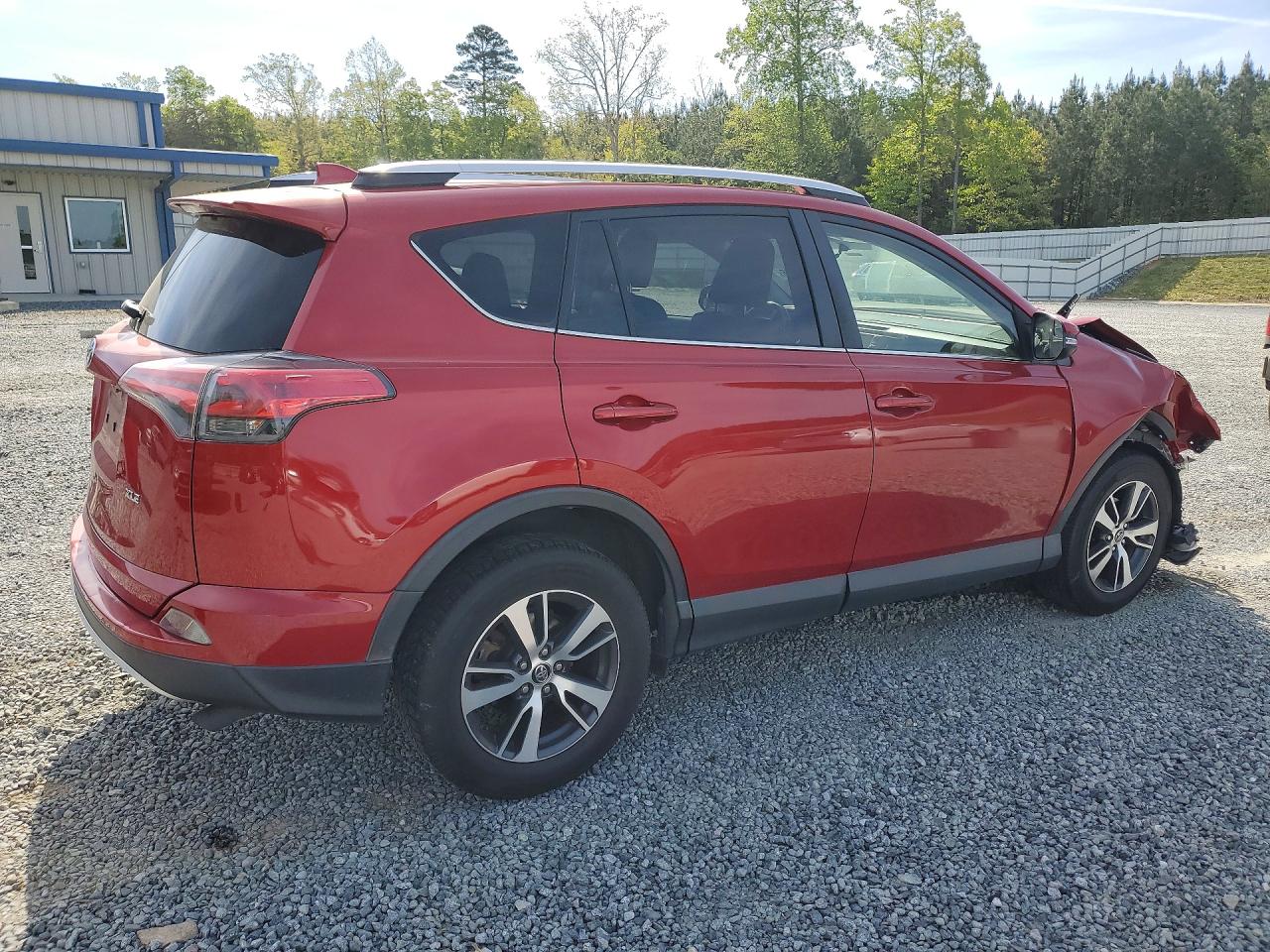 2016 TOYOTA RAV4 XLE — снимка 3