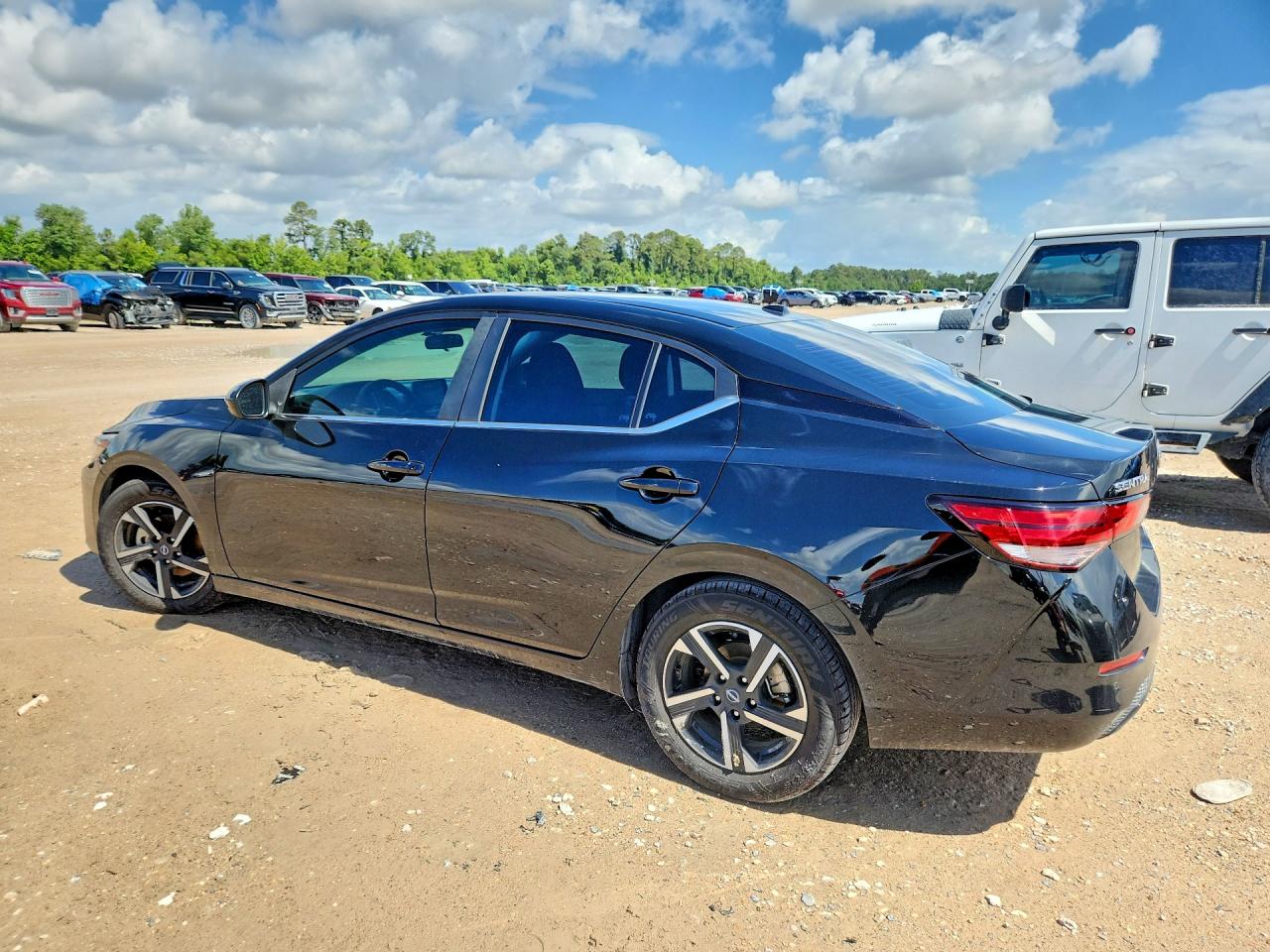 2024 NISSAN SENTRA SV — снимка 2