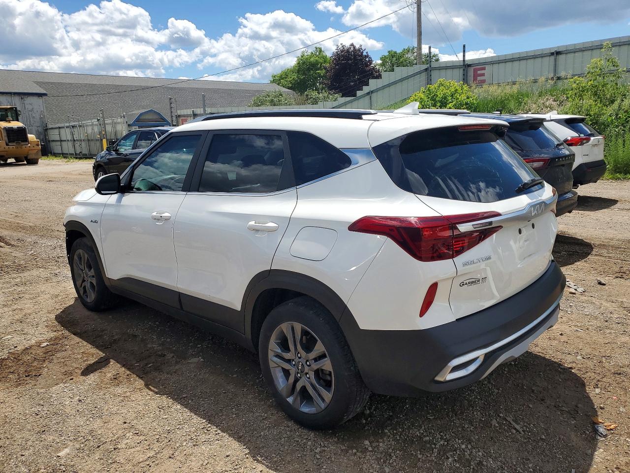 2023 KIA SELTOS S — снимка 2