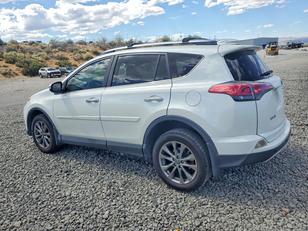 2018 TOYOTA RAV4 LIMITED — снимка 2