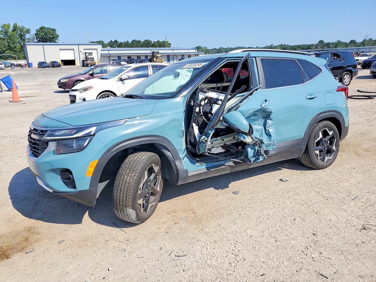 2025 KIA SELTOS EX