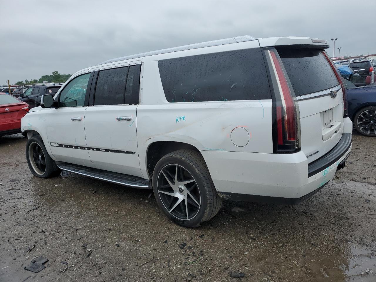 2016 CADILLAC ESCALADE ESV LUXURY — снимка 2