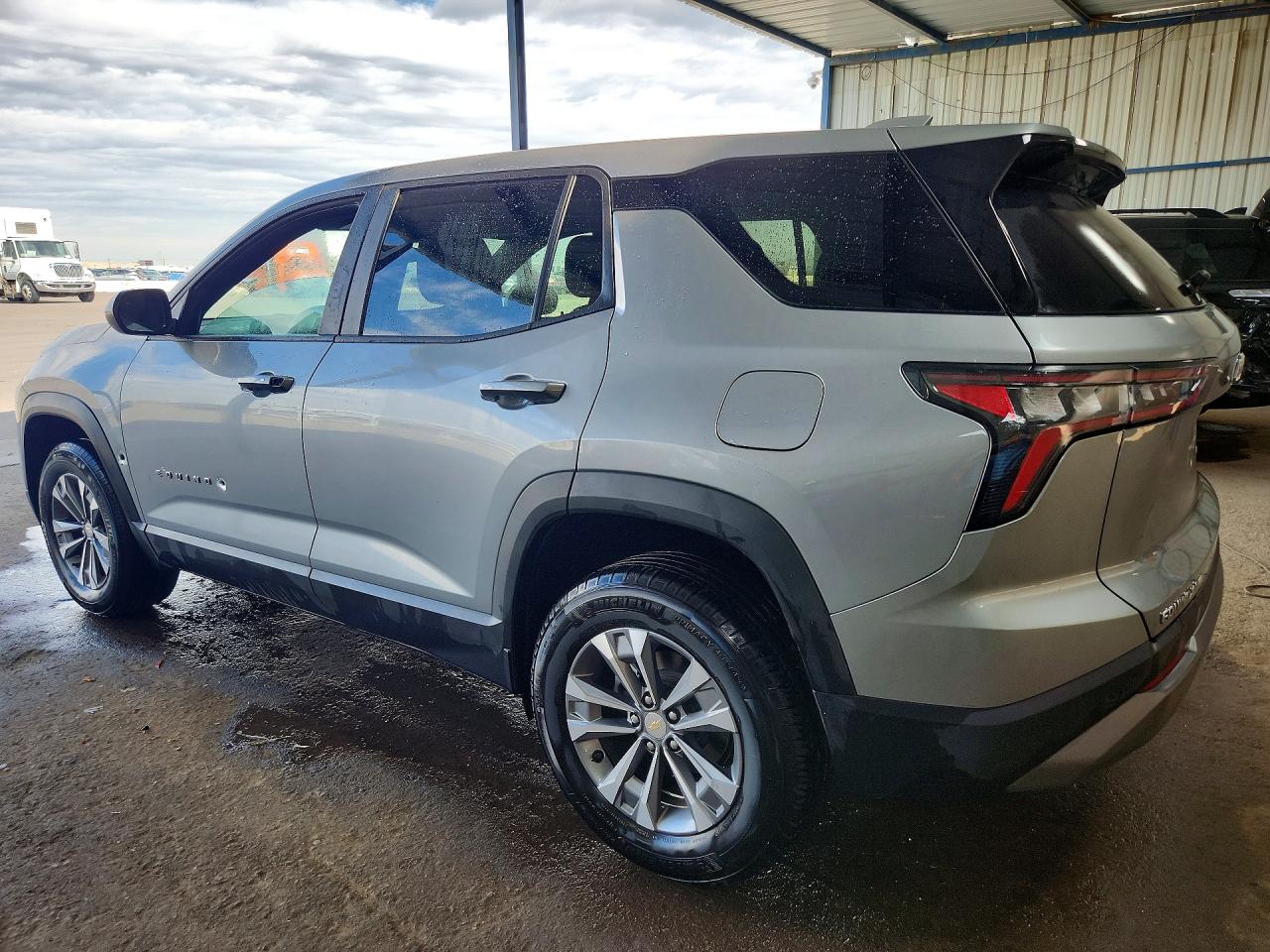 2025 CHEVROLET EQUINOX LT — снимка 2