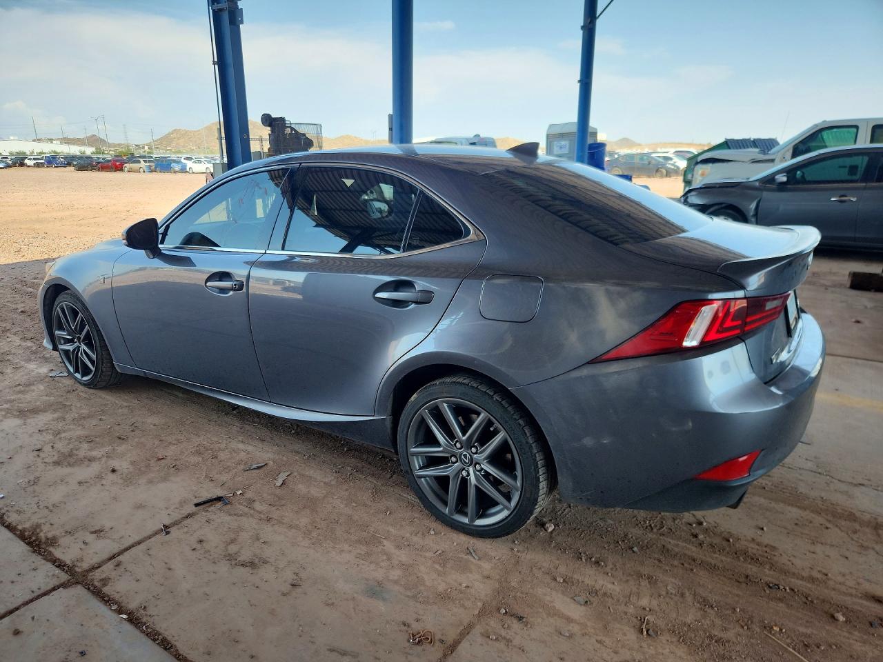 2015 LEXUS IS 250 — снимка 2