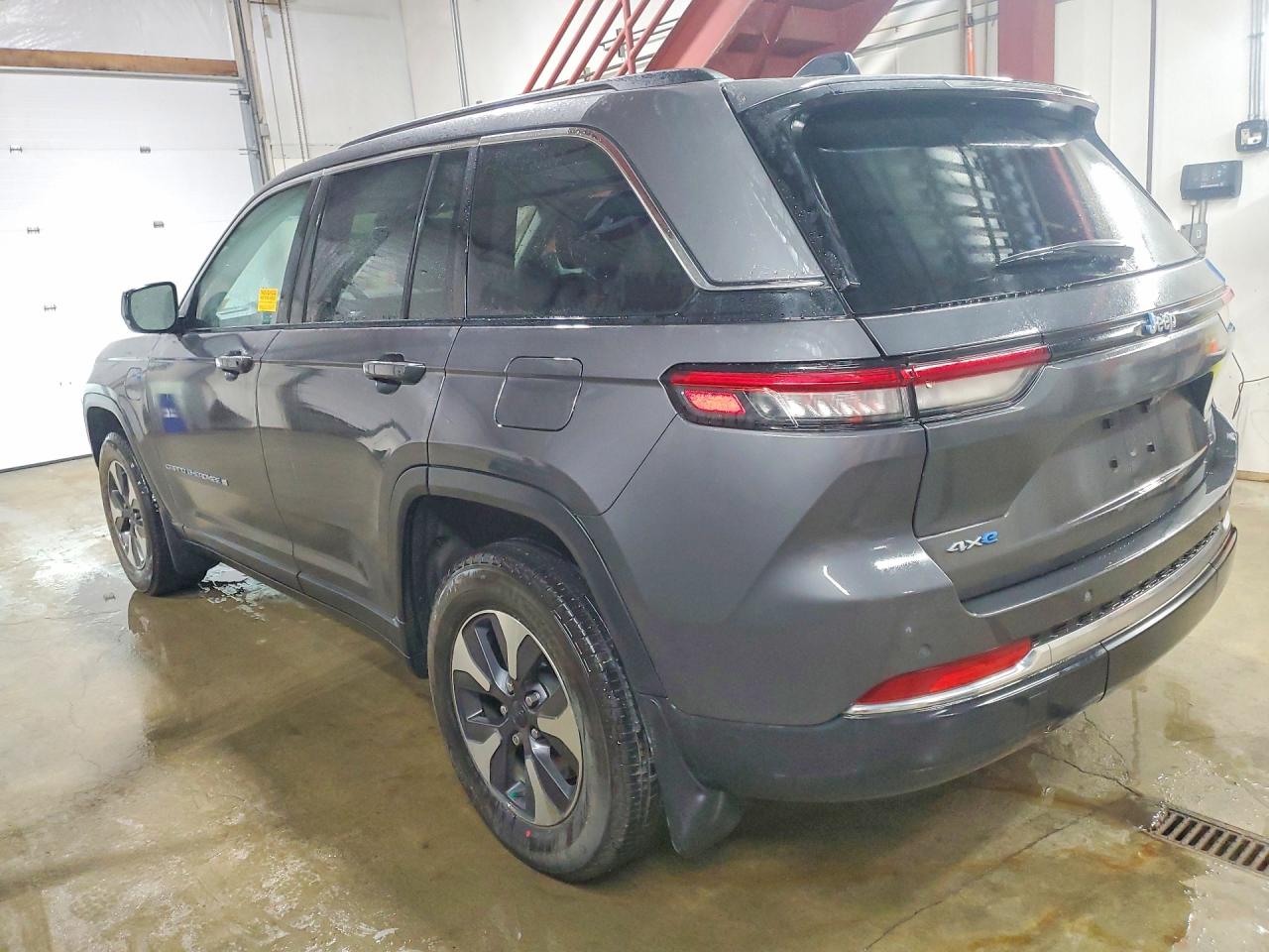 2022 JEEP GRAND CHEROKEE LIMITED 4XE — снимка 2