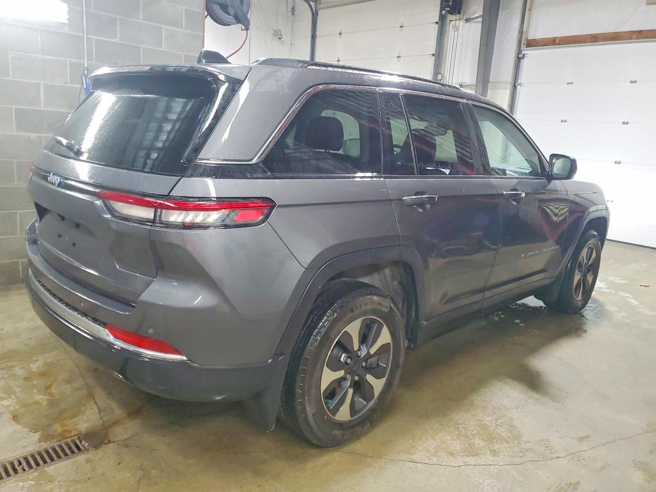 2022 JEEP GRAND CHEROKEE LIMITED 4XE — снимка 3