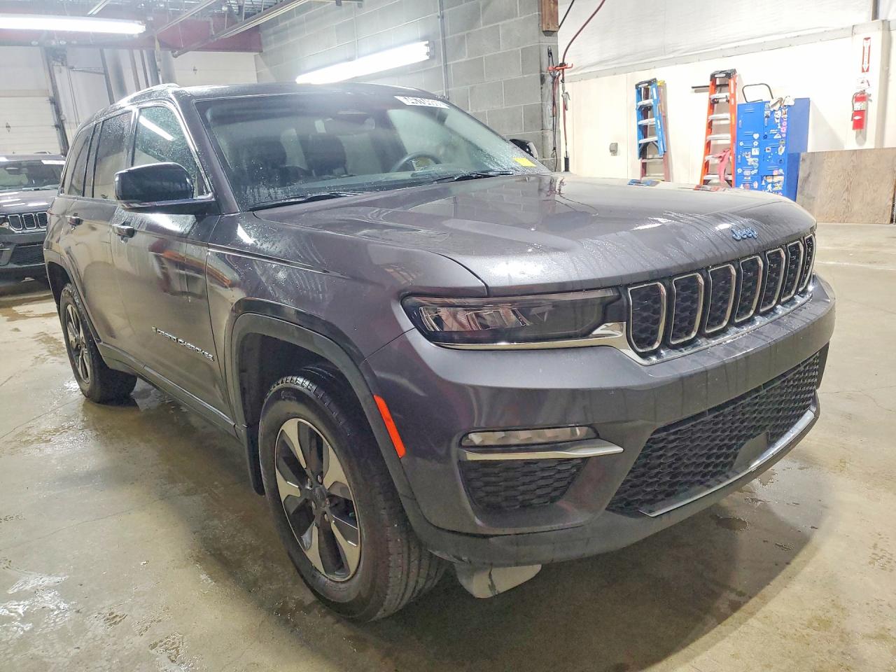 2022 JEEP GRAND CHEROKEE LIMITED 4XE — снимка 4