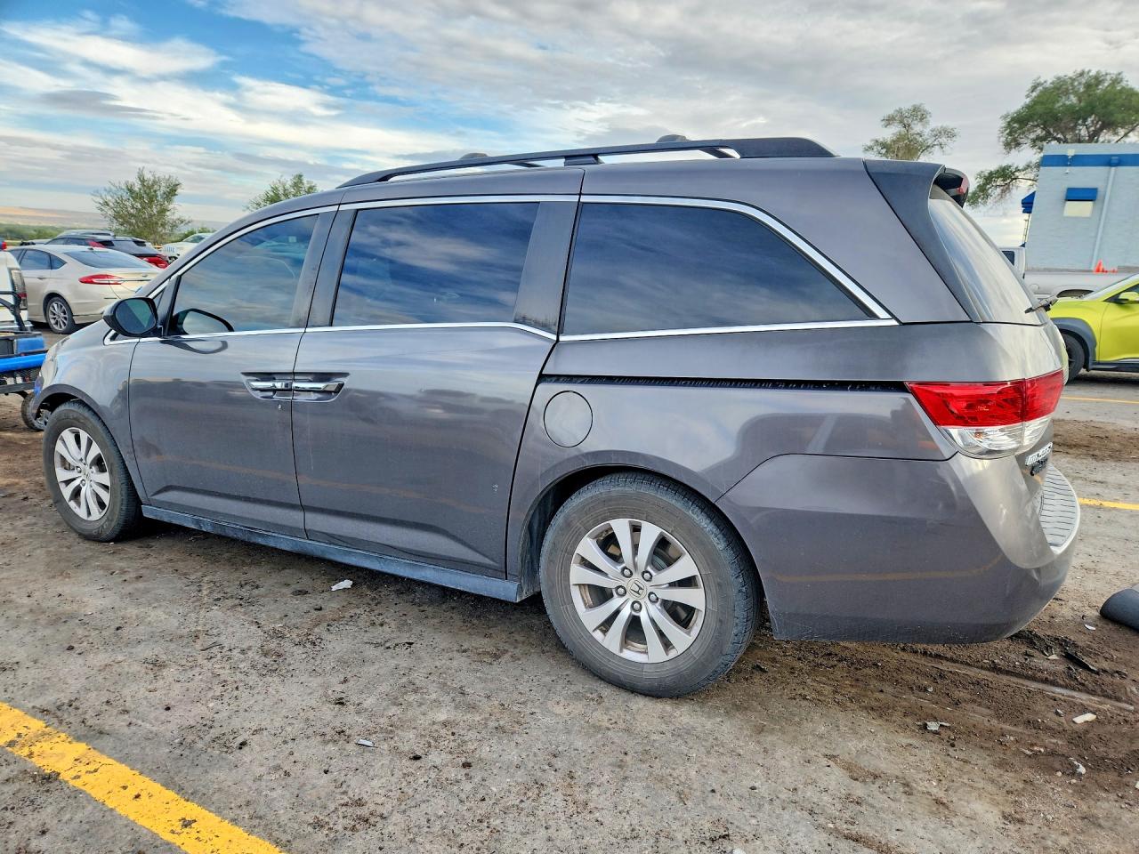 2016 HONDA ODYSSEY EXL — снимка 2