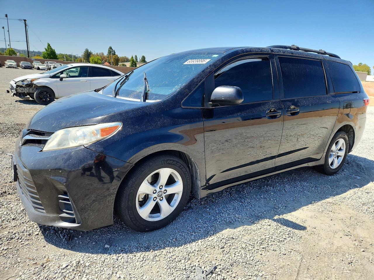 2020 TOYOTA SIENNA LE