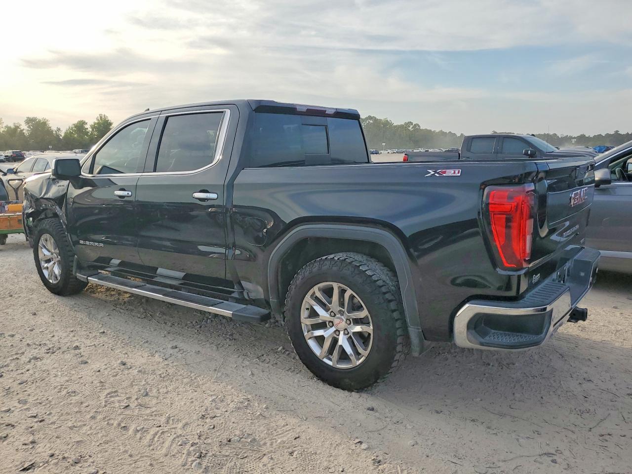 2022 GMC SIERRA LIMITED K1500 SLT — снимка 2