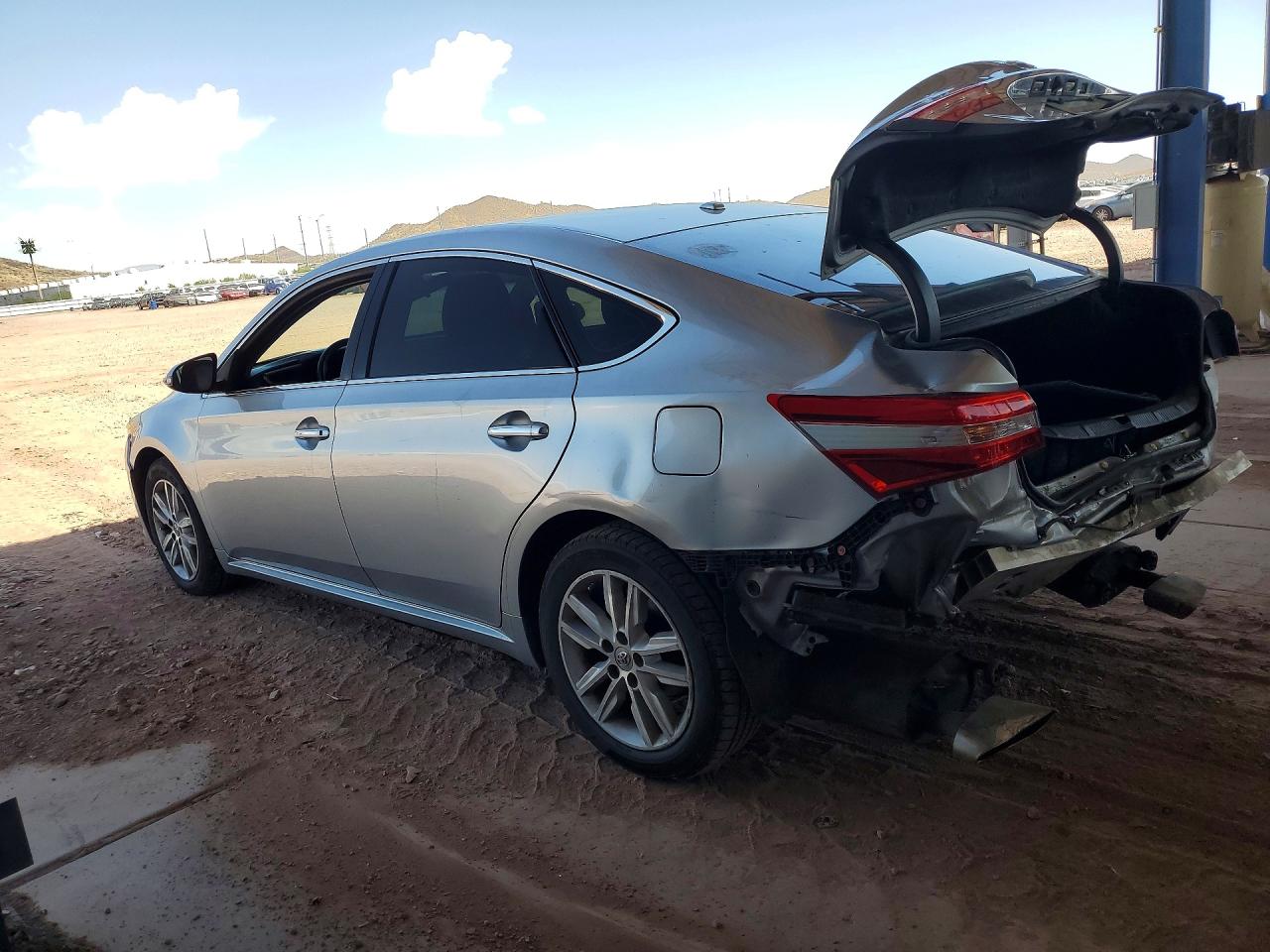 2015 TOYOTA AVALON XLE — снимка 2