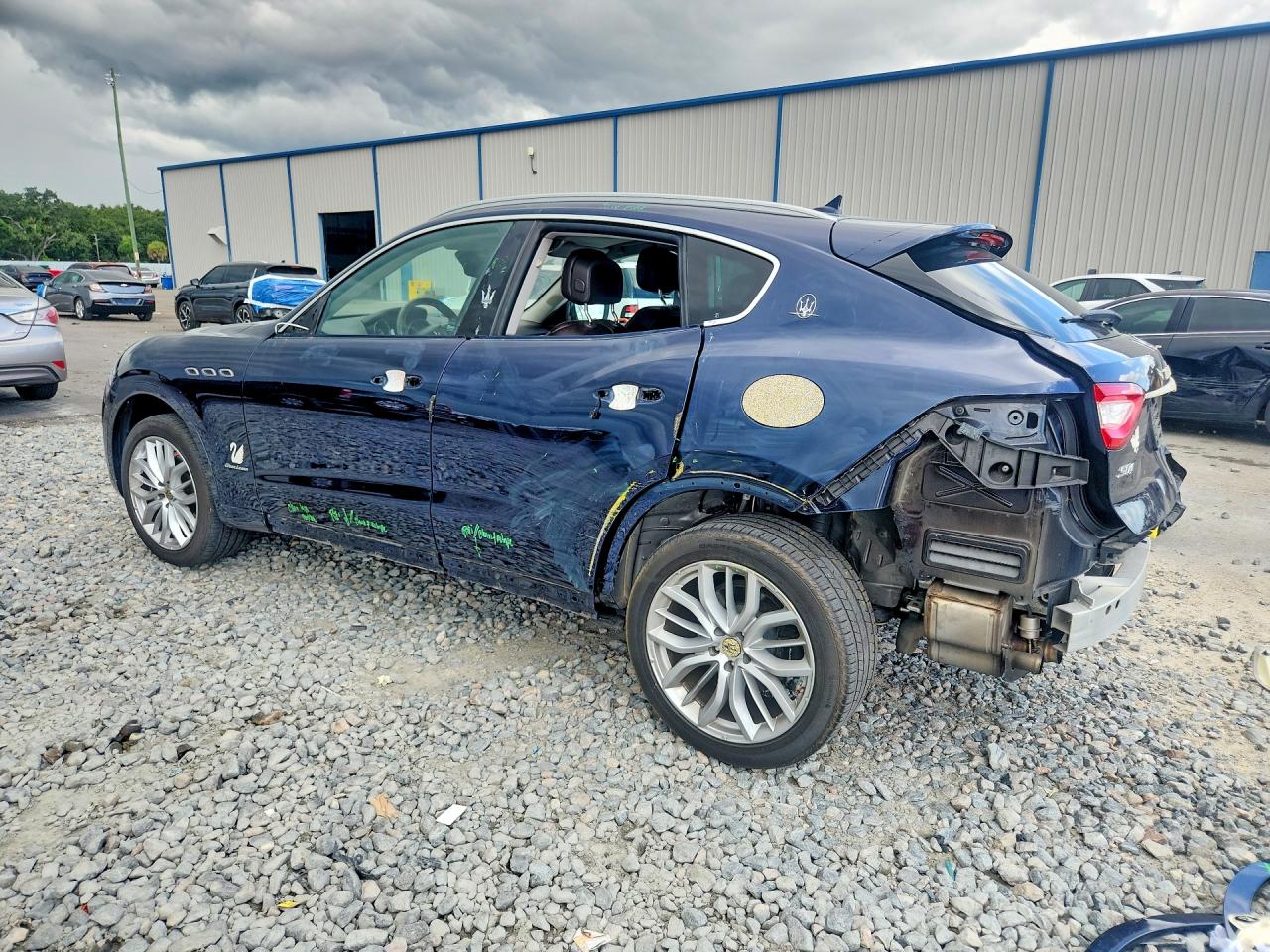 2020 MASERATI LEVANTE S LUXURY — снимка 2