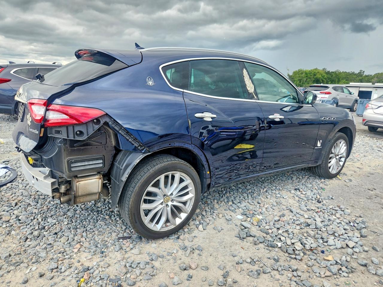 2020 MASERATI LEVANTE S LUXURY — снимка 3