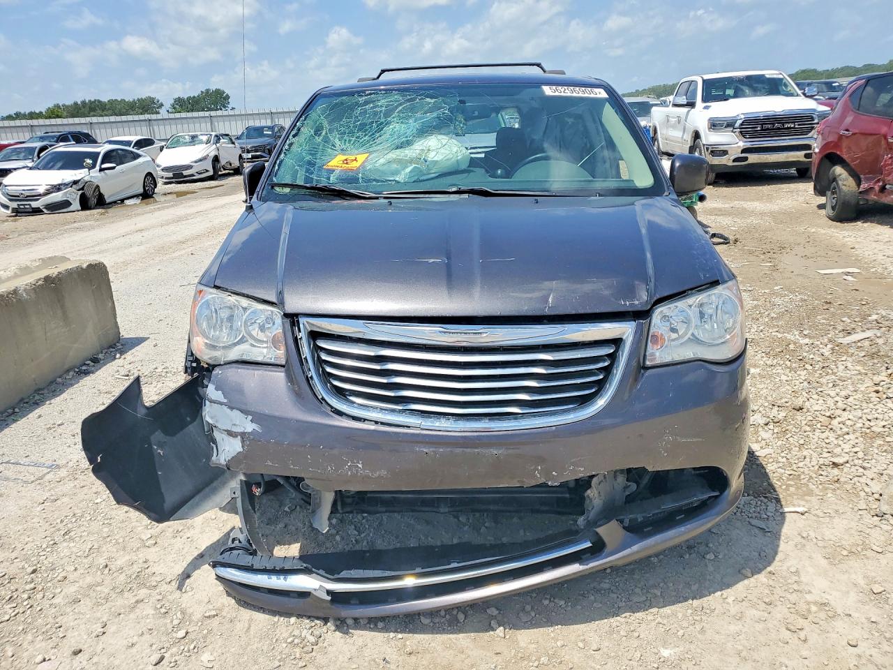 2015 CHRYSLER TOWN & COUNTRY TOURING — снимка 5
