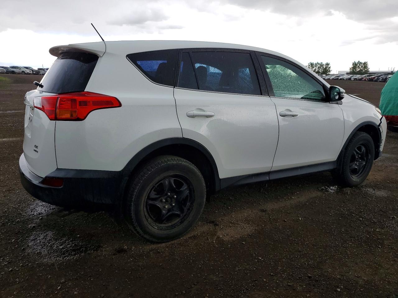 2015 TOYOTA RAV4 LE — снимка 3