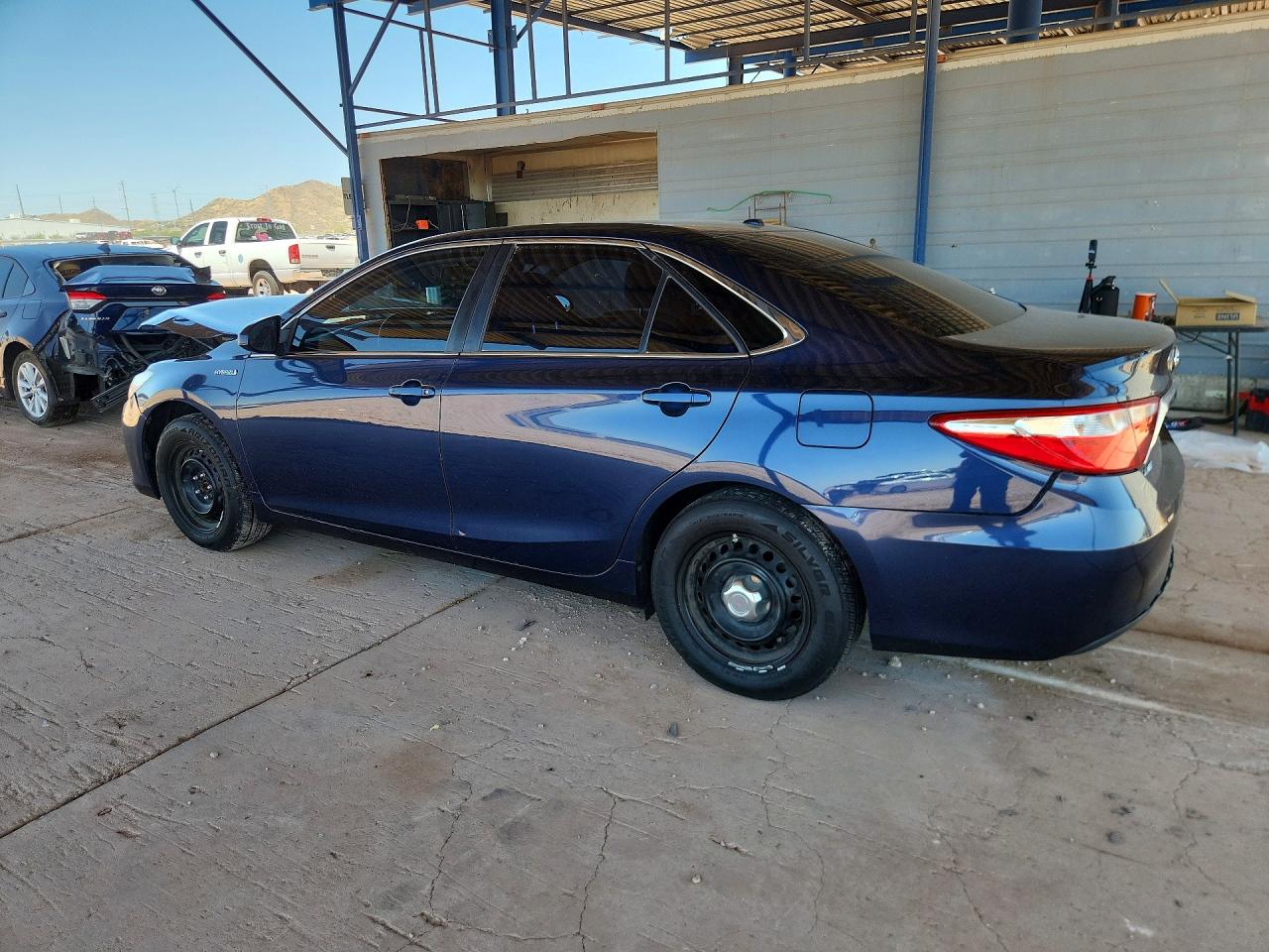 2017 TOYOTA CAMRY HYBRID LE — снимка 2