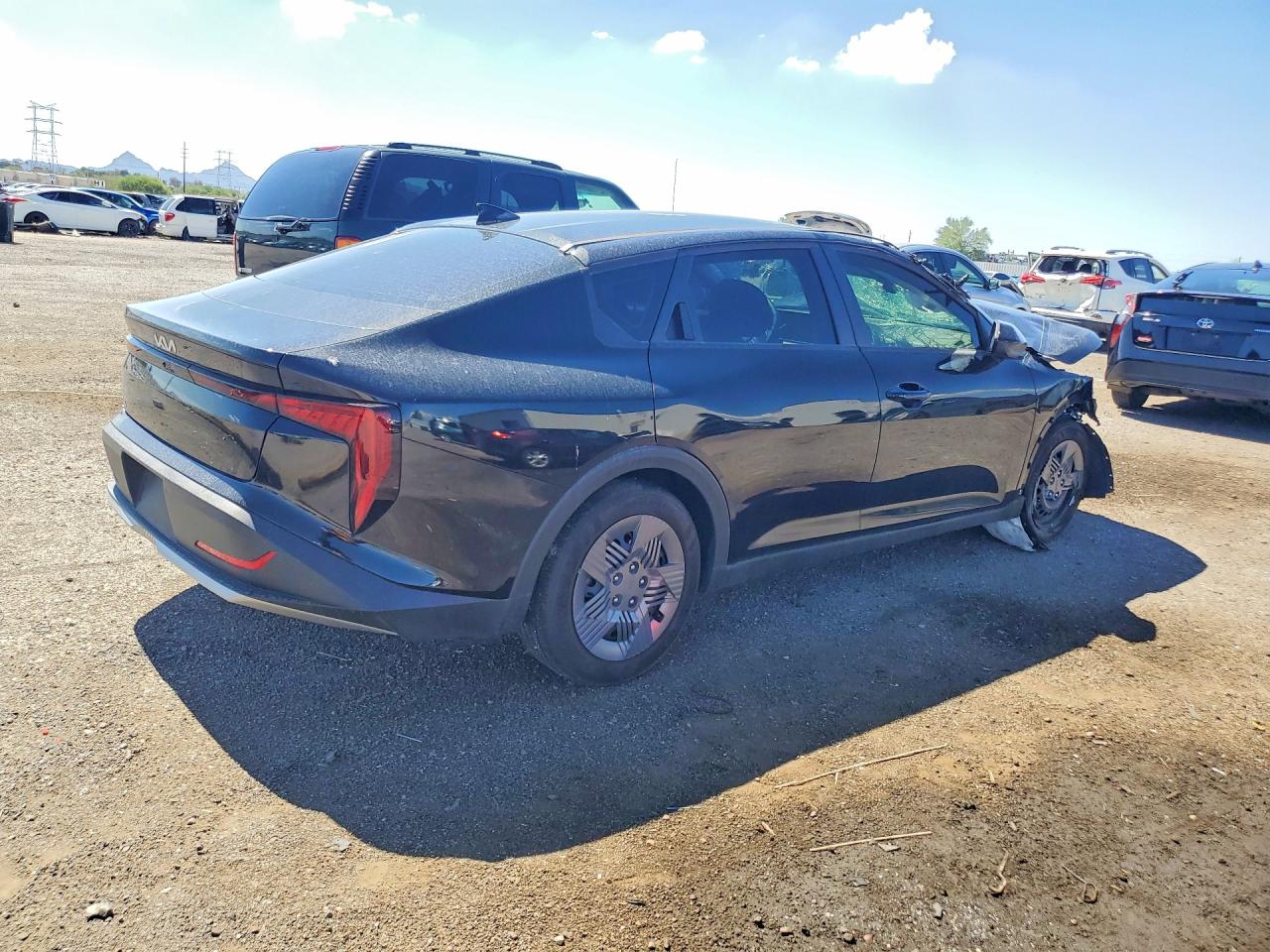 2025 KIA K4 LX — снимка 3