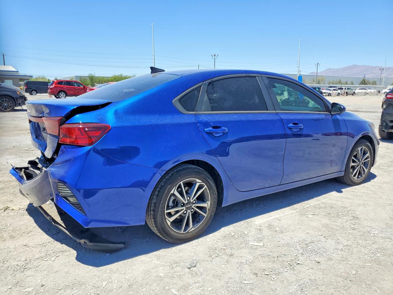 2024 KIA FORTE LXS — снимка 3