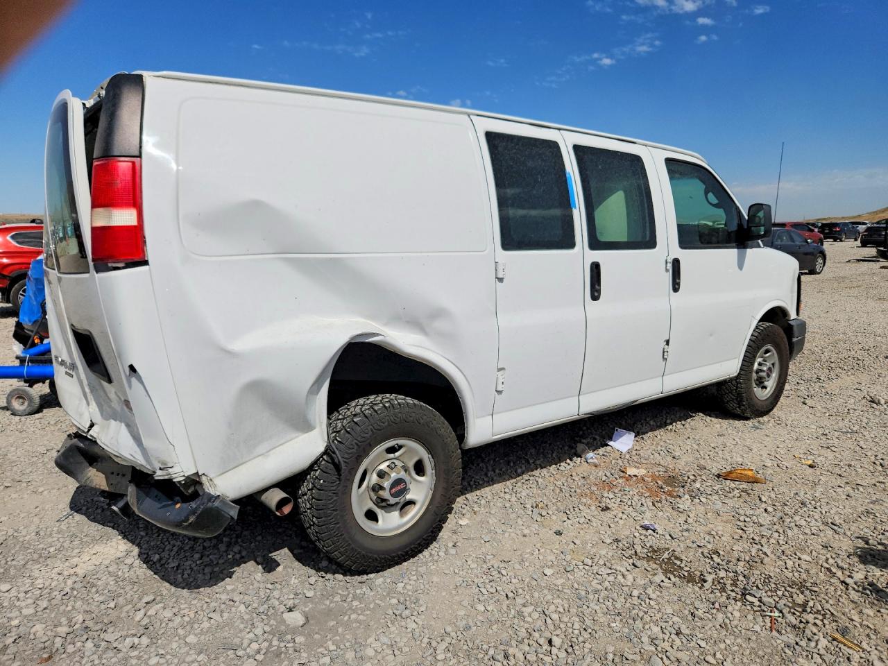 2015 GMC SAVANA G2500 — снимка 3