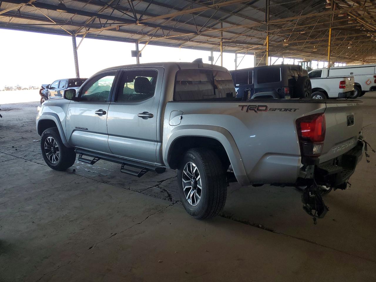 2022 TOYOTA TACOMA TRD SPORT — снимка 2