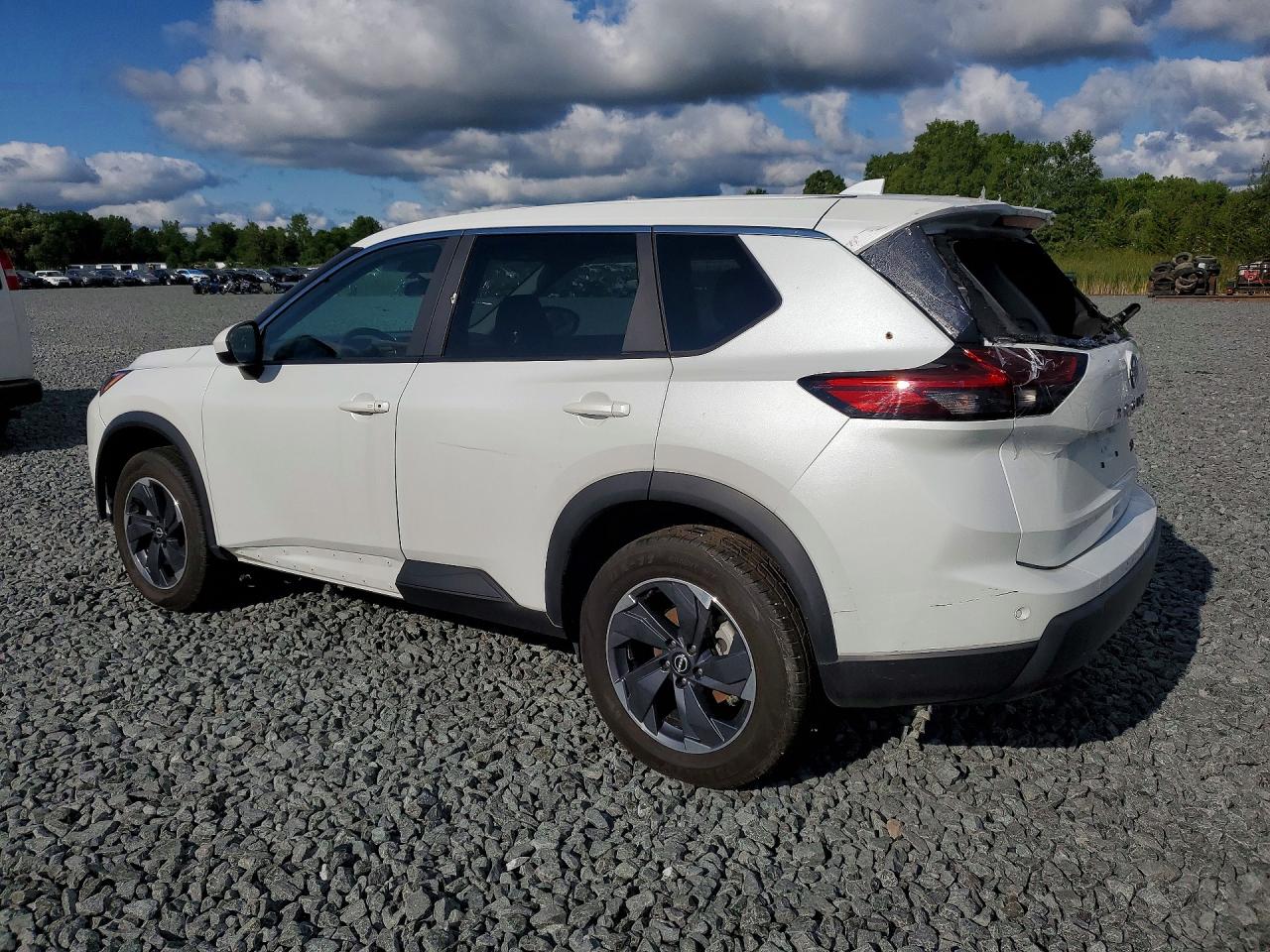 2024 NISSAN ROGUE SV — снимка 2